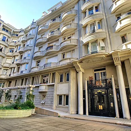 Nestor&jeeves - Gloria - Very Close Sea - Prestigious Building