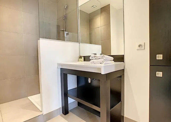 דירה Nestor&jeeves - Gloria - Very Close Sea - Prestigious Building ניס